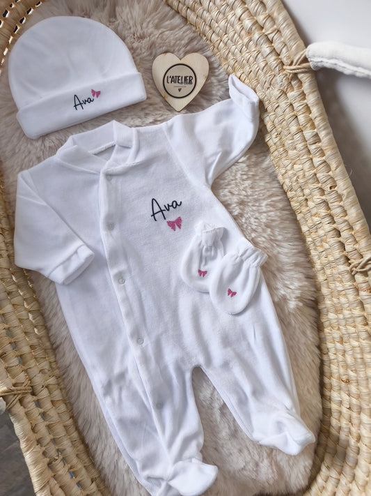 Pyjama en velours naissance - Grand prénom sur pyjama & bonnet