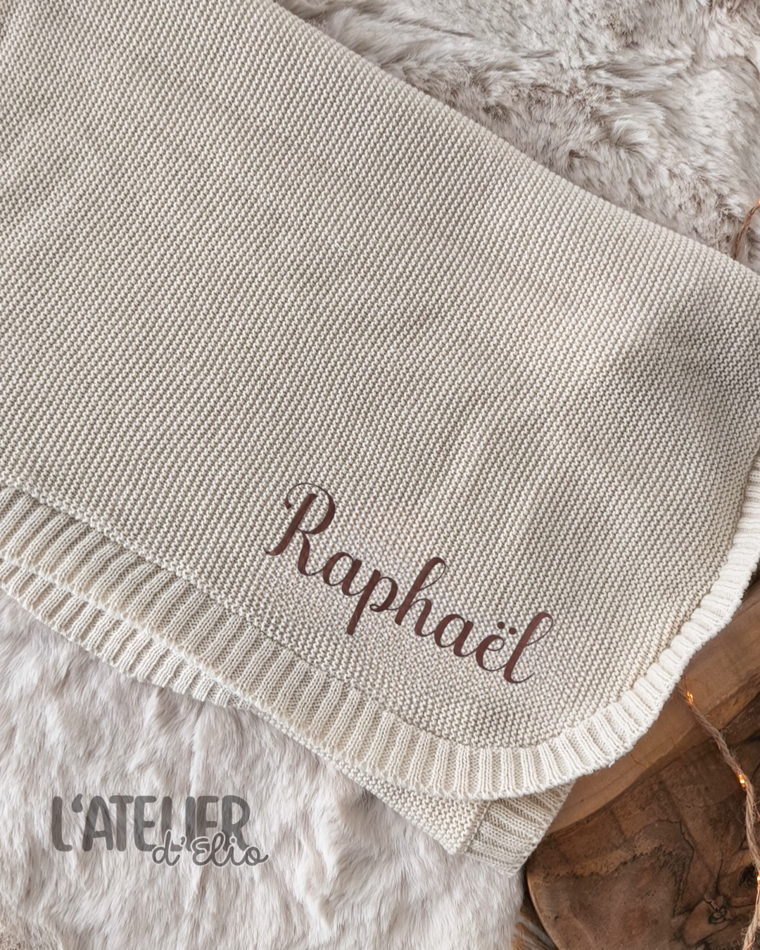 Couverture maille - Beige- Prénom dans un coin