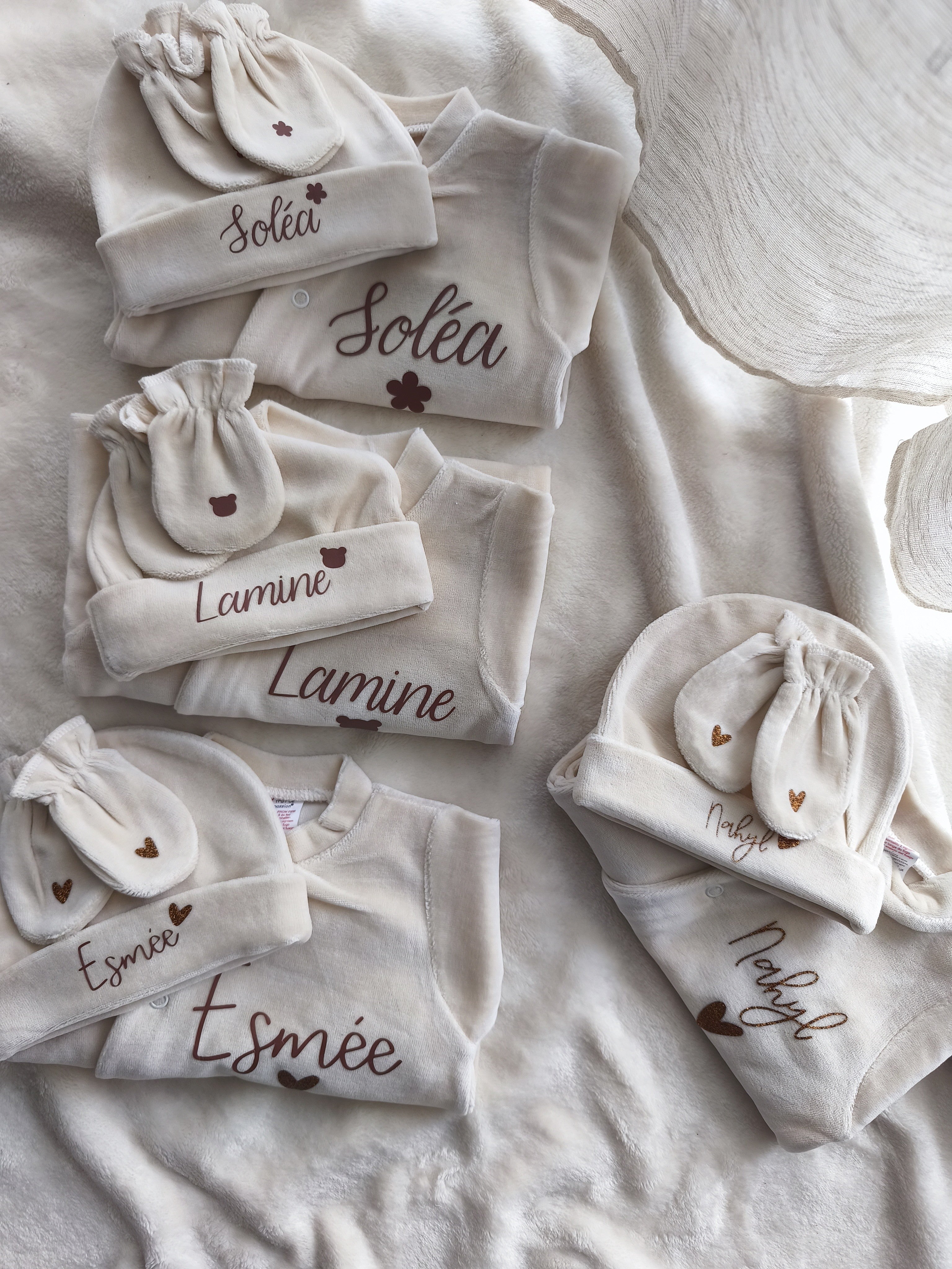 Pyjama velours 3 Pièces - Prénom sur le bonnet - Camel