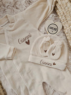 Pyjama en velours naissance - Grand prénom sur pyjama & bonnet