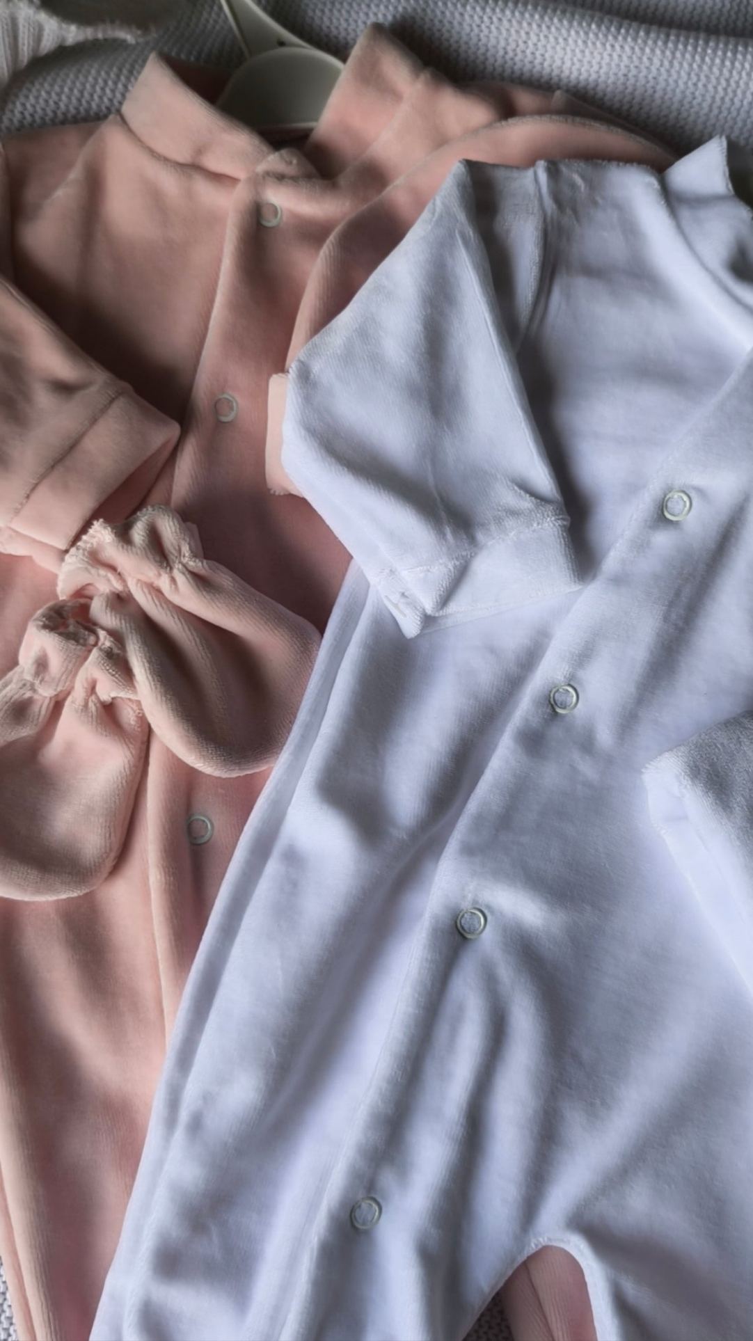 Ensemble Velours: Pyjama, bonnet, moufles