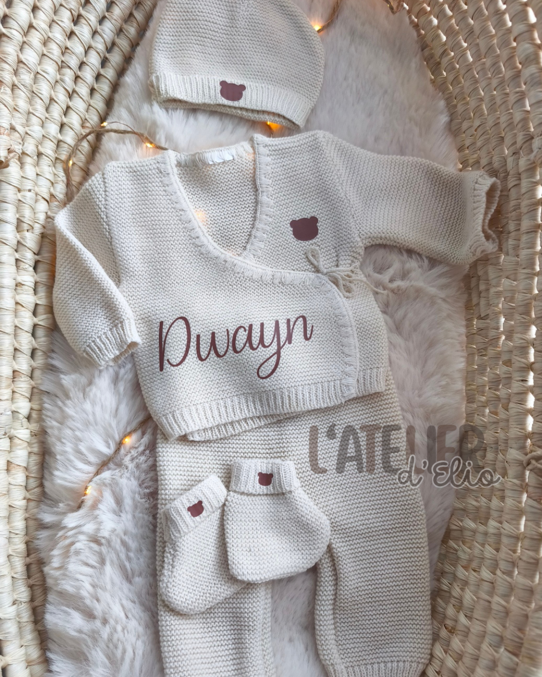 Tenue en maille - Prénom sur le ventre