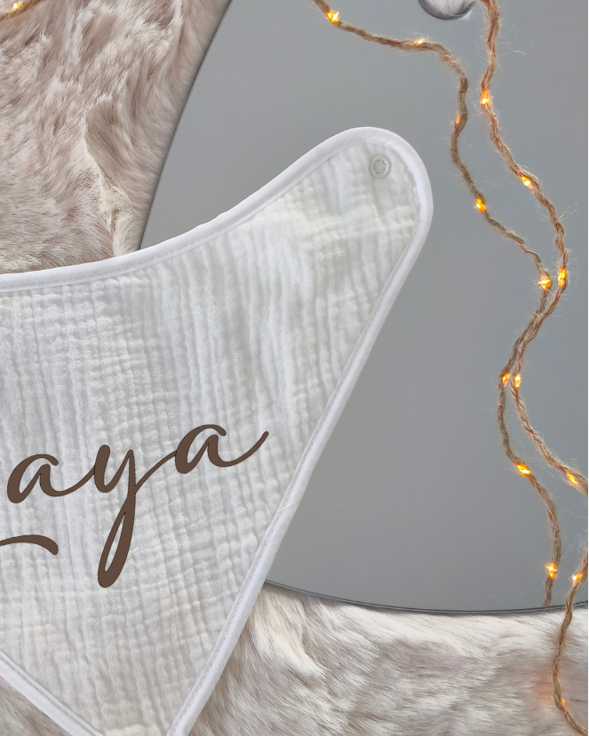 Bavoir triangle en gaze de coton - Blanc