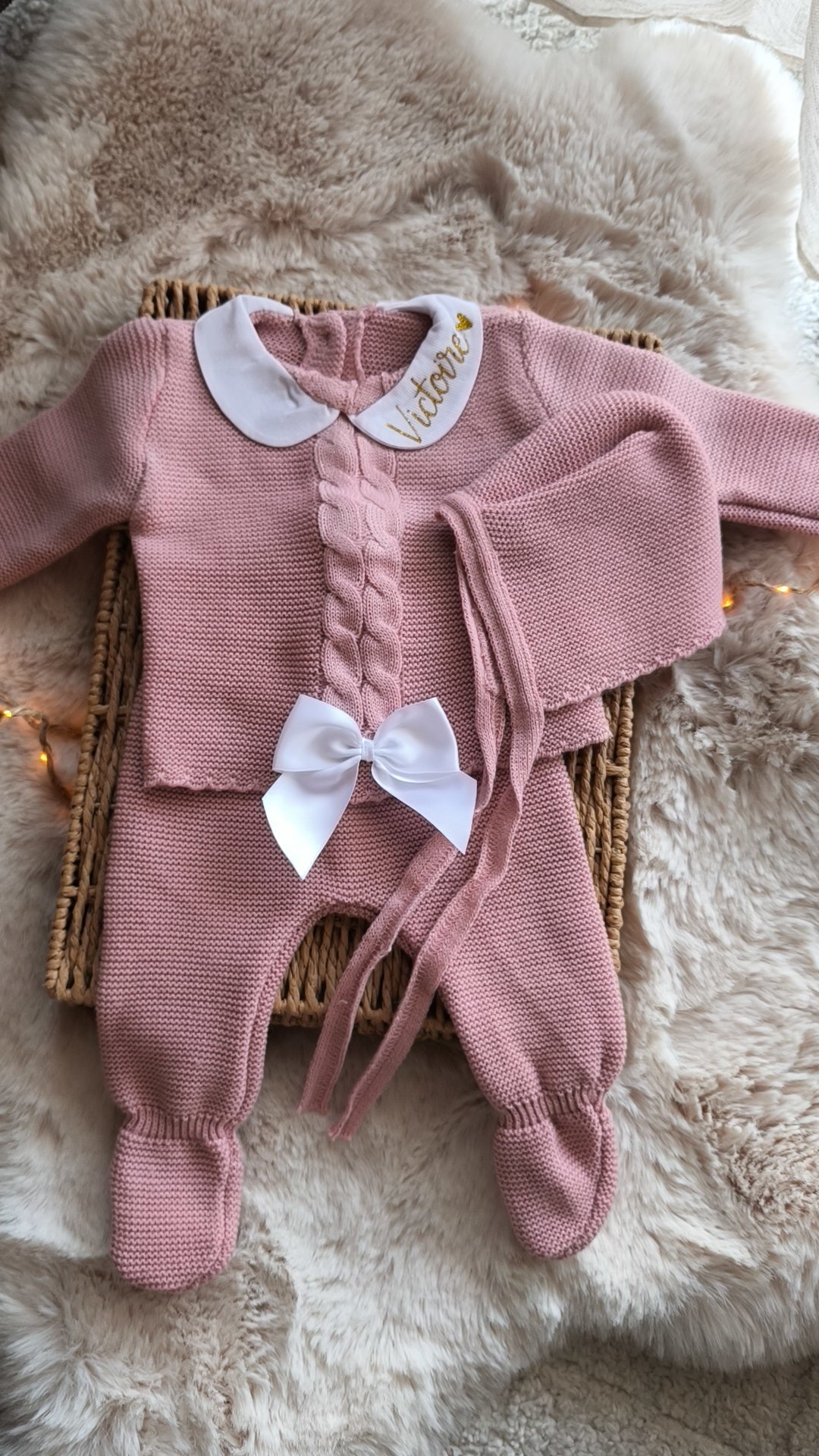 TENUE DE NAISSANCE 0/3 MOIS - Nœud Blanc