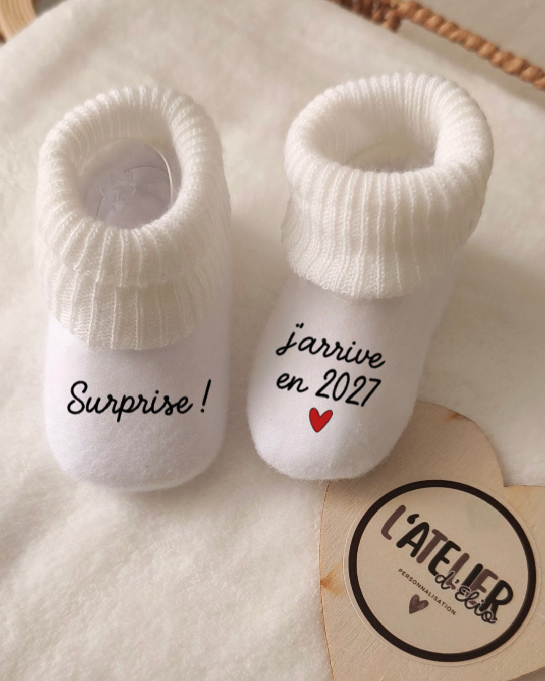 CHAUSSETTE ANNONCE GROSSESSE | Surprise ! J'arrive en 2027